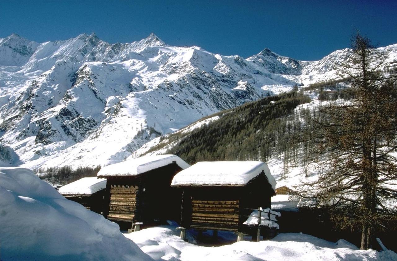 3-Schlafzimmer Chalet Eichhorn****, Saas Fee 1800M Villa Buitenkant foto